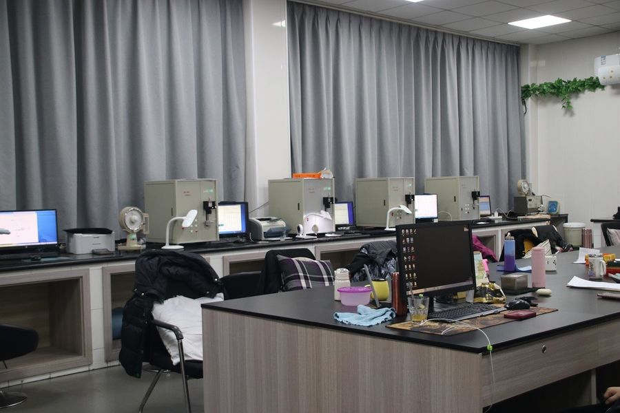 JIANGYIN HUAHONG CHEMICAL FIBER CO., LTD. manufacturer production line