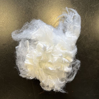 Fabricants de fibres optiques éclatantes en polyester vertâtre pour le filage